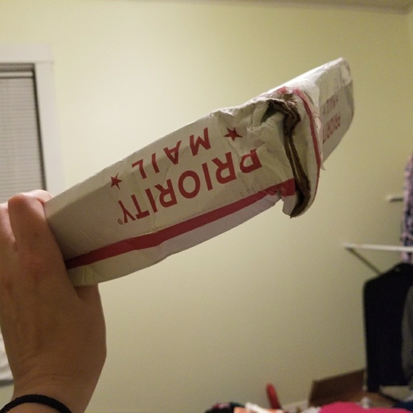 BAG MY PURCHASES! - Picture 3 of 3